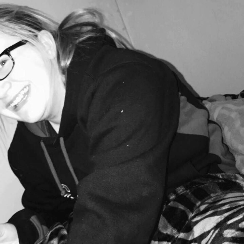 Meet your Posher, Victoria